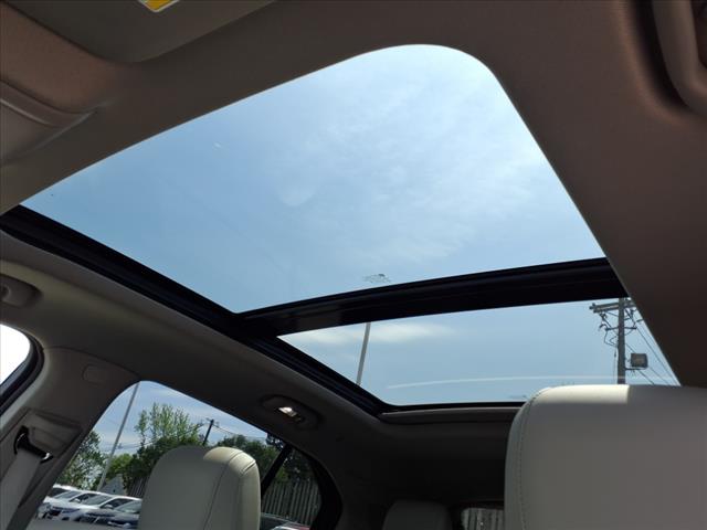 2022 Cadillac XT4 AWD LUX CUE S/R NAV C/W D/A