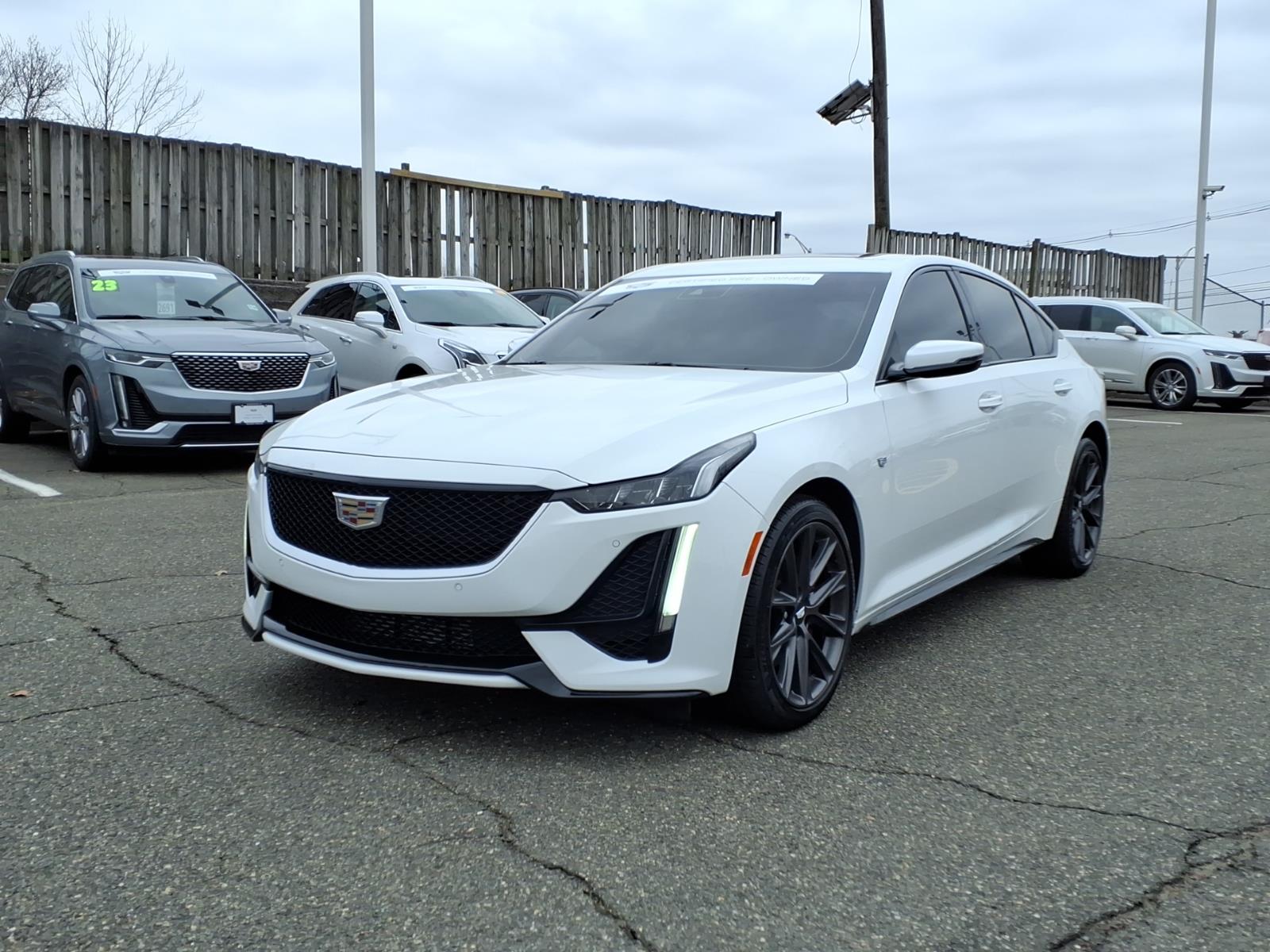 Summit White (gaz) 2023 Cadillac CT5 Sport AWD Sedan All-Wheel Drive Automatic