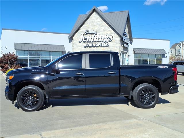 2022 Chevrolet Silverado 1500 Custom