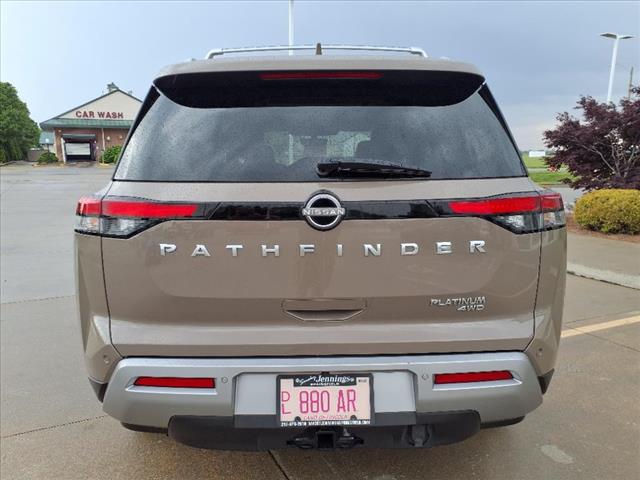 2023 Nissan Pathfinder Platinum