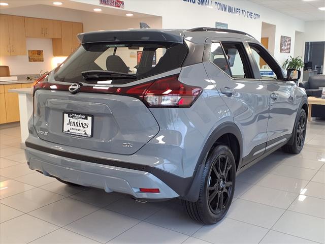 2024 Nissan Kicks SR