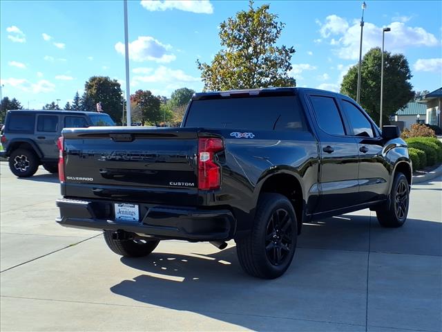 2022 Chevrolet Silverado 1500 Custom
