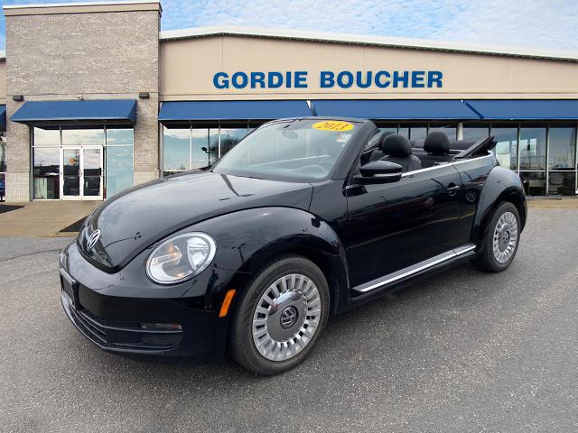 Preowned 2013 VOLKSWAGEN Beetle 2.5L for sale by Gordie Boucher Ford Lincoln of Janesville in Janesville, WI