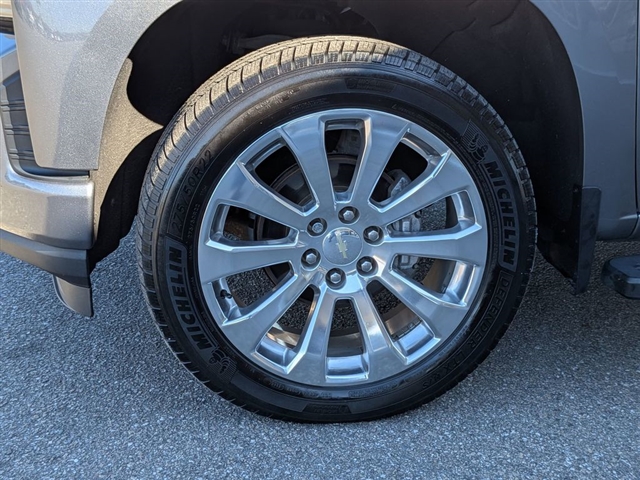 2020 Chevrolet Silverado 1500 High Country:02040UU