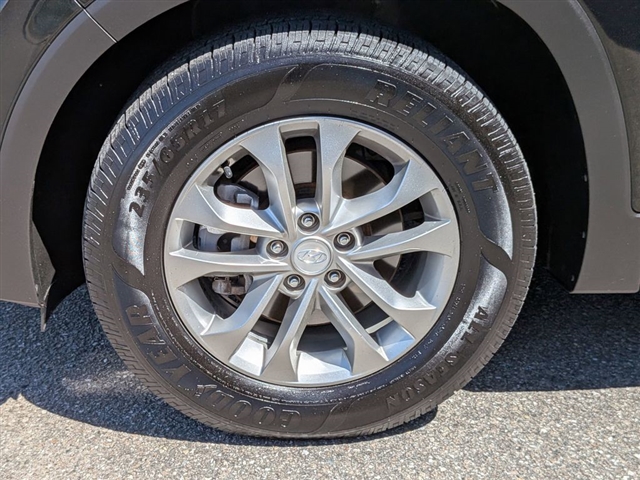 2020 Hyundai SANTA FE SE:39952N