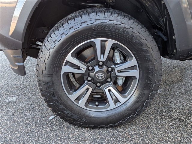 2018 Toyota Tacoma TRD Off-Road:02030UU