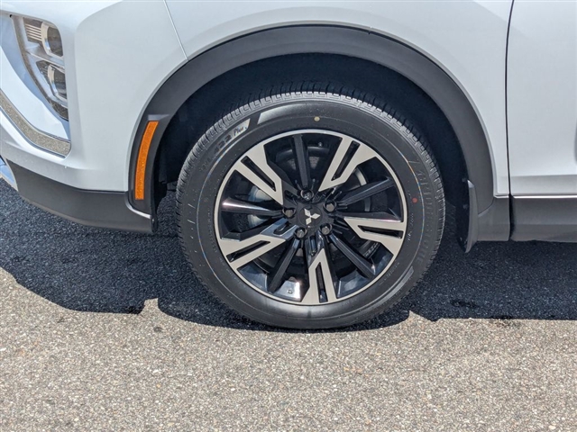 2025 Mitsubishi Eclipse Cross SEL:M241550