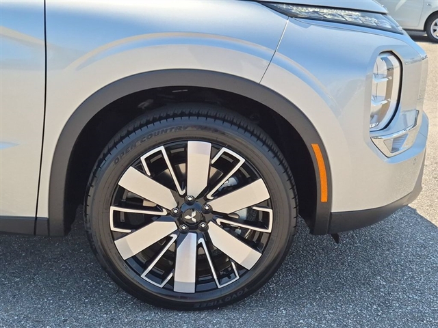 2026 Mitsubishi Outlander SE:MI30530