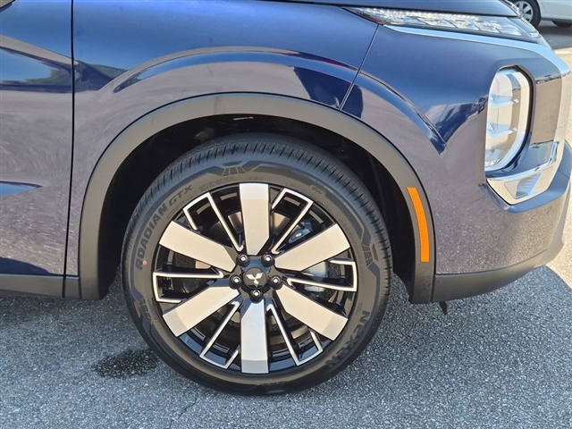 2026 Mitsubishi Outlander SE:MI30520