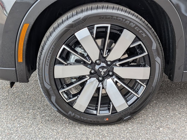 2026 Mitsubishi Outlander SE:MI30150