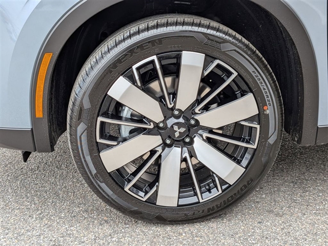 2026 Mitsubishi Outlander SE:MI30220