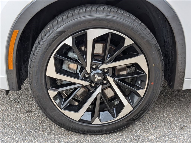 2022 Mitsubishi Outlander SEL Launch Edition:30253N