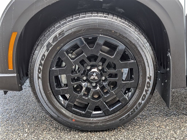 2025 Mitsubishi Outlander Trail Edition:MM39980