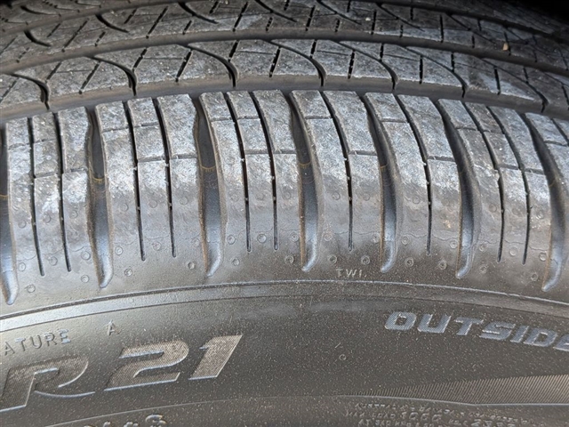 2022 Ford Explorer ST:02050UU