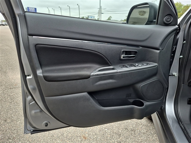 2027 Mitsubishi Outlander Sport S:MI230540