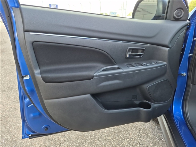 2027 Mitsubishi Outlander Sport S:MI230570
