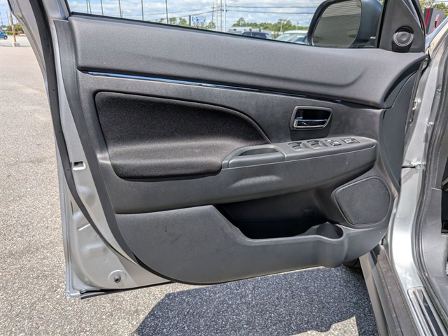 2026 Mitsubishi Outlander Sport SE:MI330400