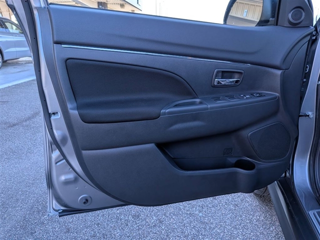 2026 Mitsubishi Outlander Sport SE:MI330040