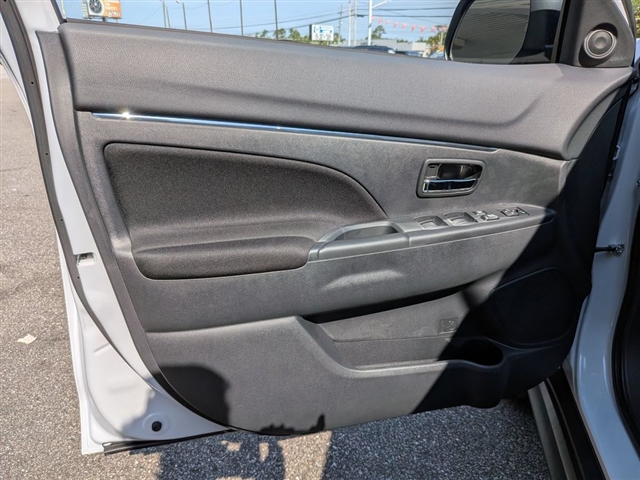 2026 Mitsubishi Outlander Sport SE:MI330480