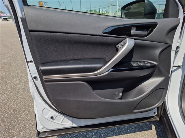 2026 Mitsubishi Eclipse Cross LE:M241590