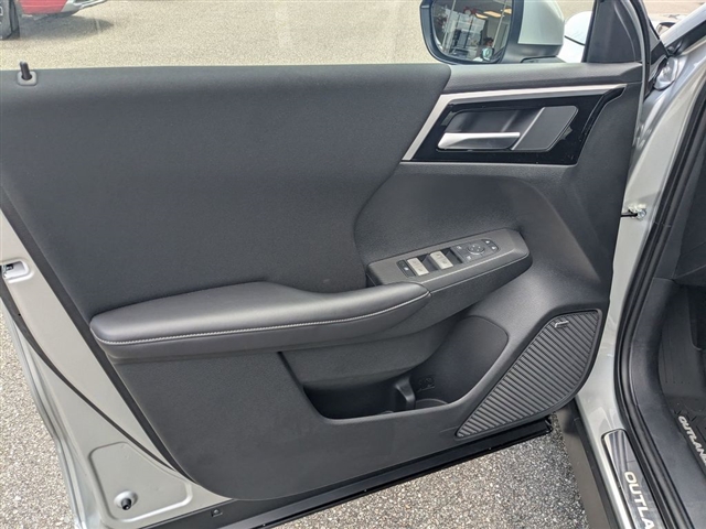 2025 Mitsubishi Outlander ES:MM39490