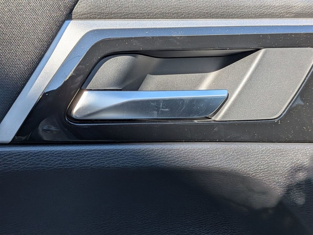 2026 Mitsubishi Outlander ES:MI30240