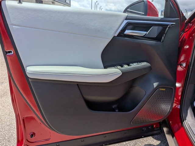 2025 Mitsubishi Outlander SE:MM39700