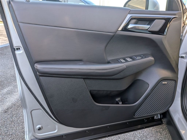 2025 Mitsubishi Outlander SE:MM39940