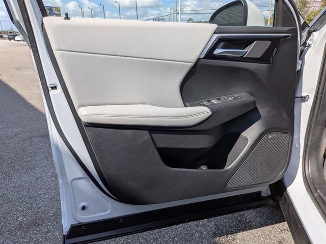 2026 Mitsubishi Outlander SE:MI30280