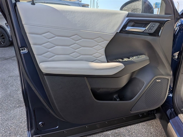 2025 Mitsubishi Outlander SEL:MM39830