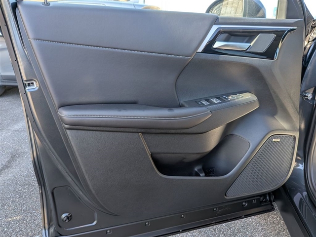 2025 Mitsubishi Outlander SE:MM139910