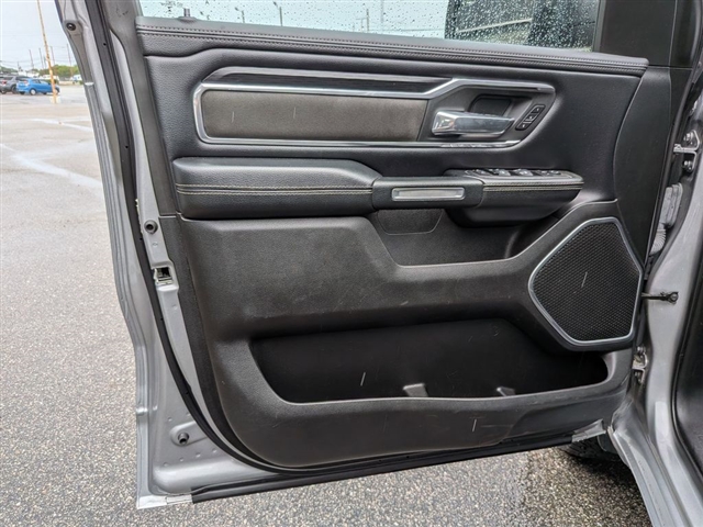 2023 RAM 1500 Laramie:02240UU