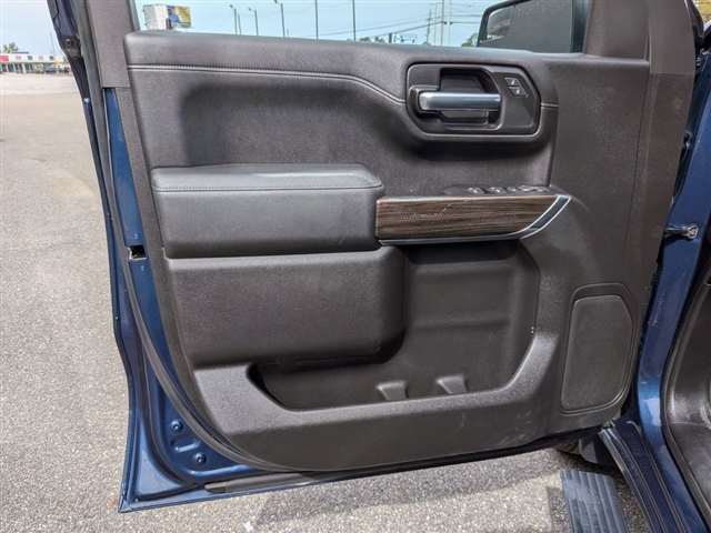 2020 Chevrolet Silverado 1500 LT:02200UU