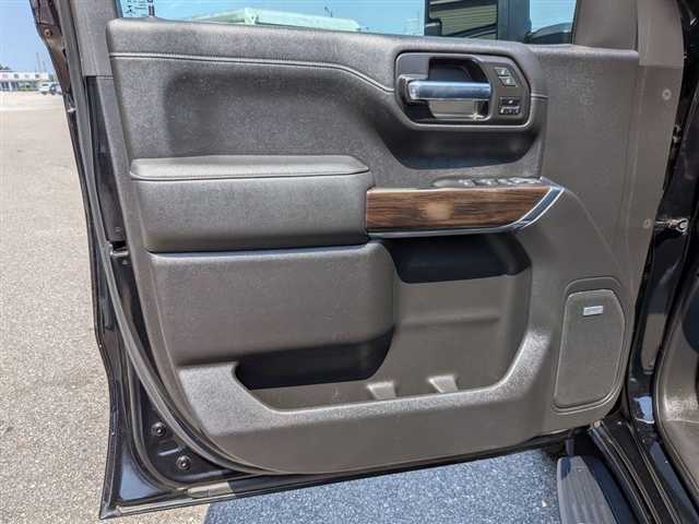 2021 GMC Sierra 1500 SLT:02300UU