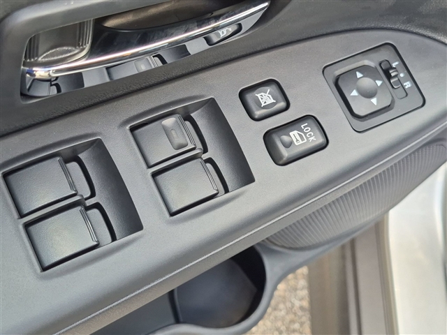 2027 Mitsubishi Outlander Sport LE:MI330610