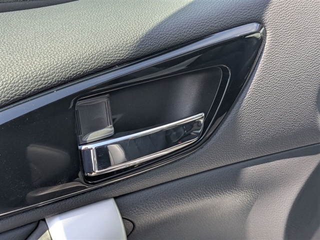 2025 Mitsubishi Eclipse Cross SEL:M241550