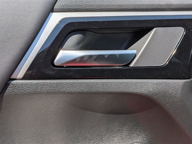 2026 Mitsubishi Outlander SE:MI30450