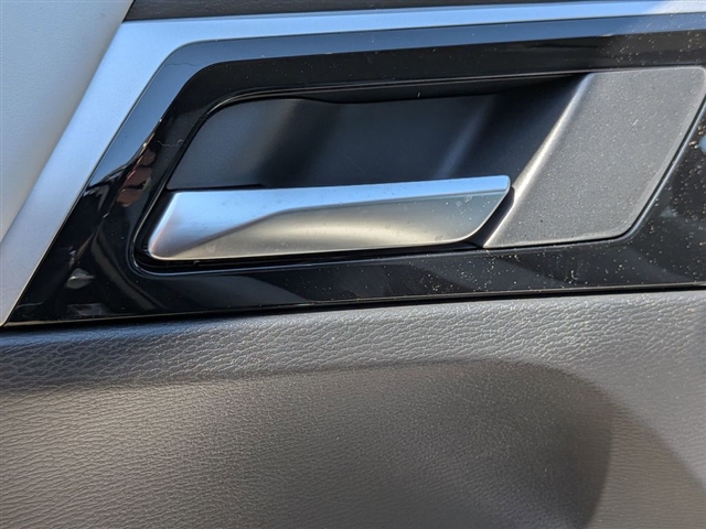 2026 Mitsubishi Outlander SE:MI30300