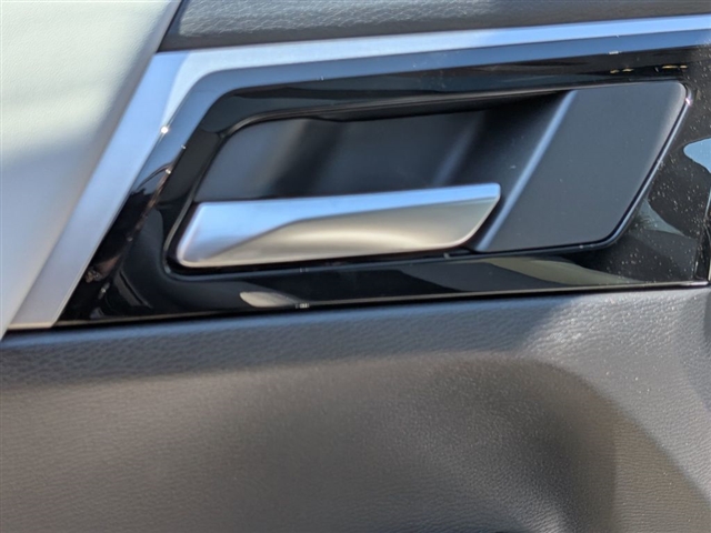 2026 Mitsubishi Outlander SE:MI30290