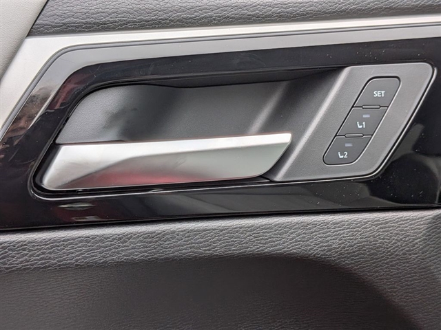 2025 Mitsubishi Outlander SEL:MM39930