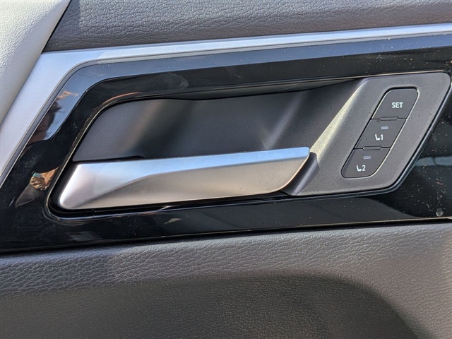 2025 Mitsubishi Outlander SEL:MM39830