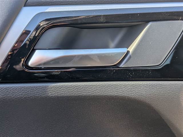 2025 Mitsubishi Outlander SE:MM139910