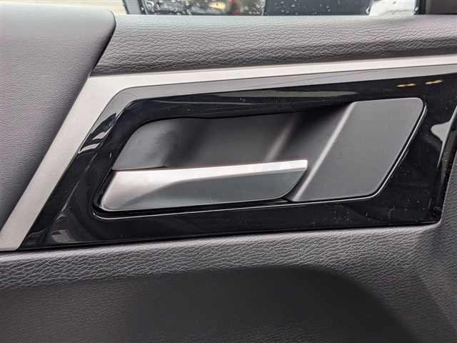 2026 Mitsubishi Outlander SE:MI130110