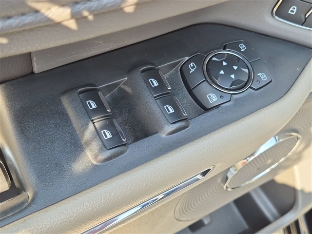 2019 Ford Expedition XLT:02600UU
