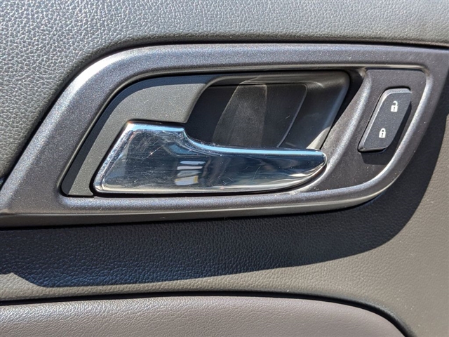 2017 Chevrolet Tahoe LT:02210UU