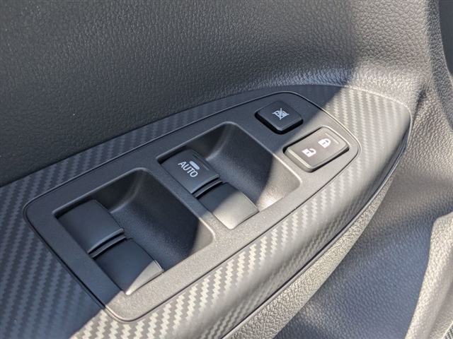 2025 Mitsubishi Eclipse Cross SEL:M241550