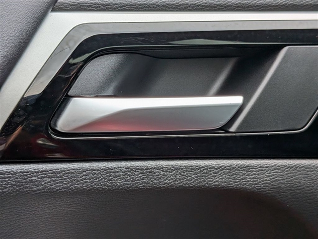 2024 Mitsubishi Outlander SE:30283N