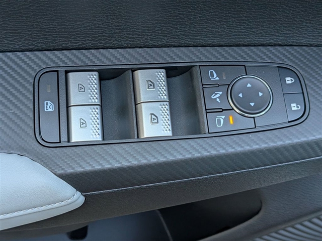 2026 Mitsubishi Outlander SE:MI30050