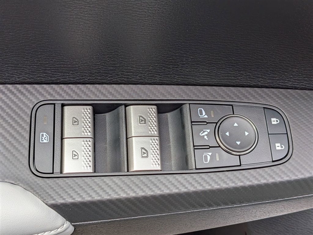 2026 Mitsubishi Outlander SE:MI30210