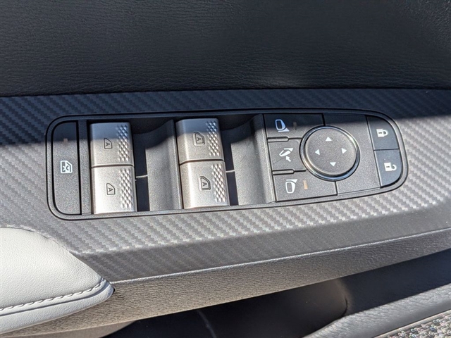 2026 Mitsubishi Outlander SE:MI30290
